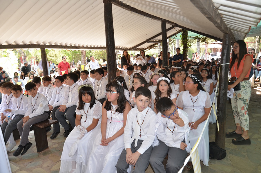 Sacramento de la Primera Comunión Nivel Primario